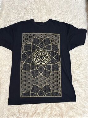 Rythmatix Men's Black Short Sleeve Tee with Gold Geometric Print